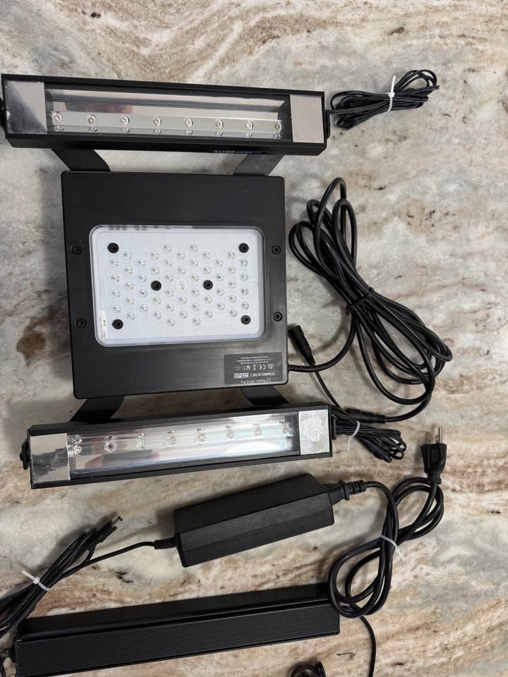 Reefbright Xr15 Pro 4.jpg